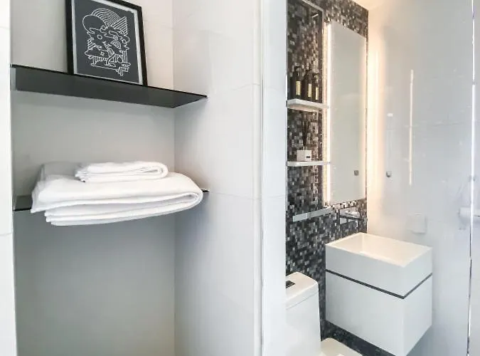 Magnificent 1br - Ultra Fast Wifi - Ekkamai Apartment