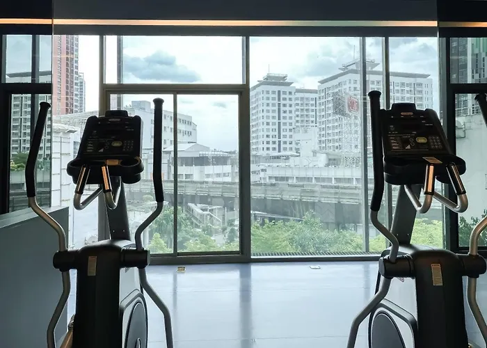 Apartment Magnificent 1br - Ultra Fast Wifi - Ekkamai Bangkok