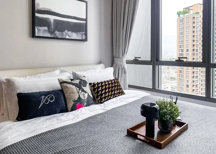 Magnificent 1br - Ultra Fast Wifi - Ekkamai Bangkok