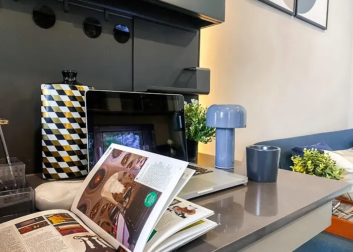 Magnificent 1br - Ultra Fast Wifi - Ekkamai Bangkok